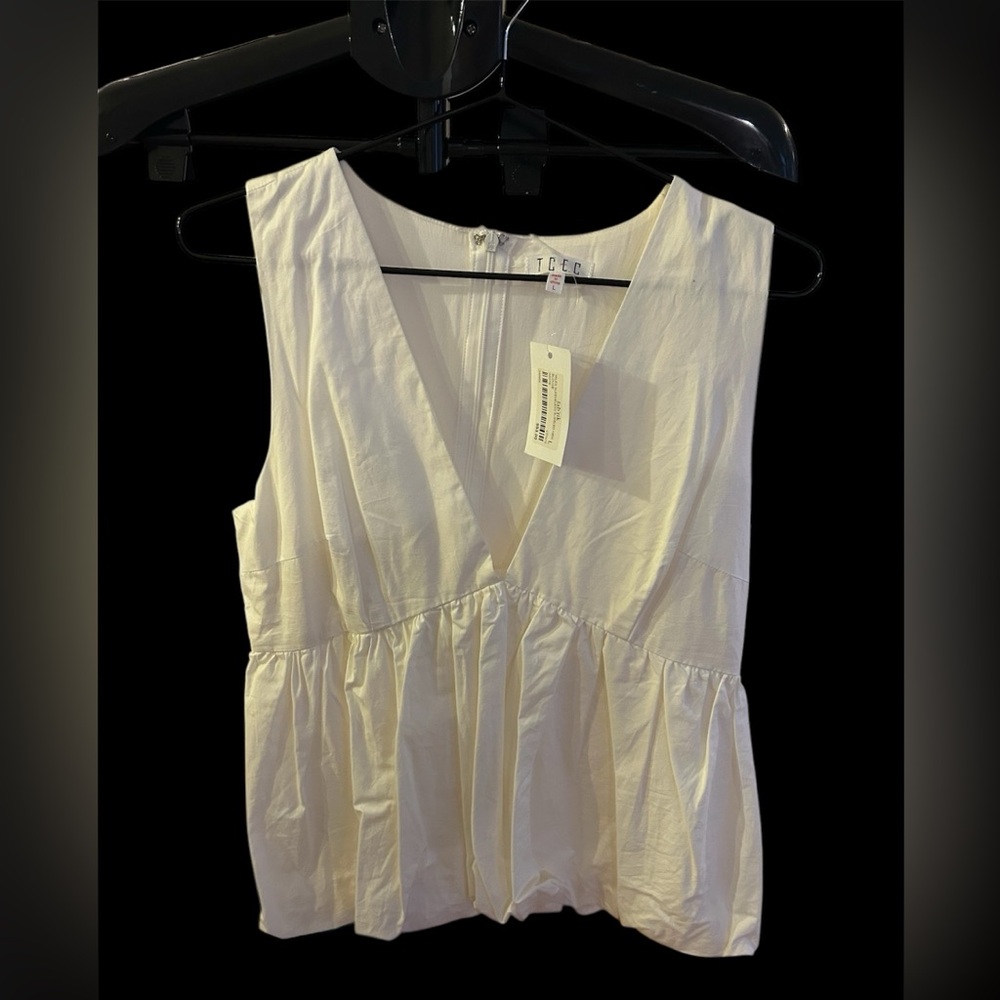 TCEC bubble hem white top NWT